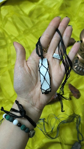 گردنبندمکرومه بافی شده سنگ سلنایت