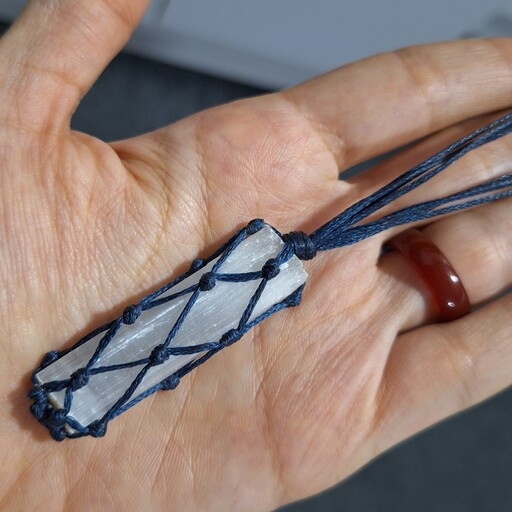 مشخصات قیمت وسفارش گردنبندسلنایت