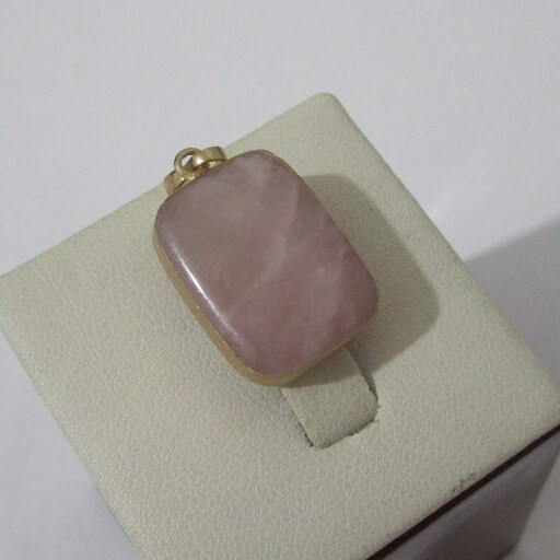 رزکوارتزسنگ عشق