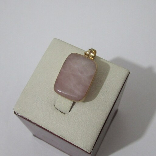 مشخصات قیمت وسفارش گردنبندرزکوارتزاصل