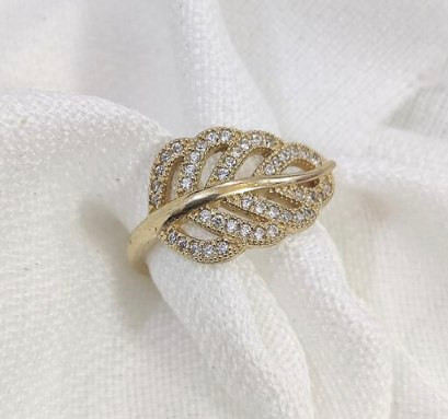 انگشترزنانه طرح برگ طلاروس