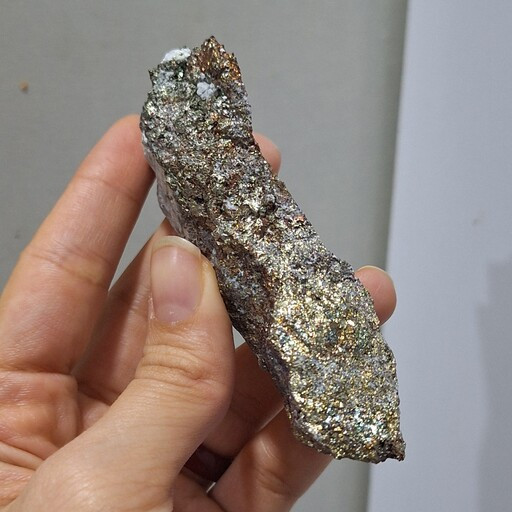 سنگ پیریت سنگ مدارثروت وفراوانی