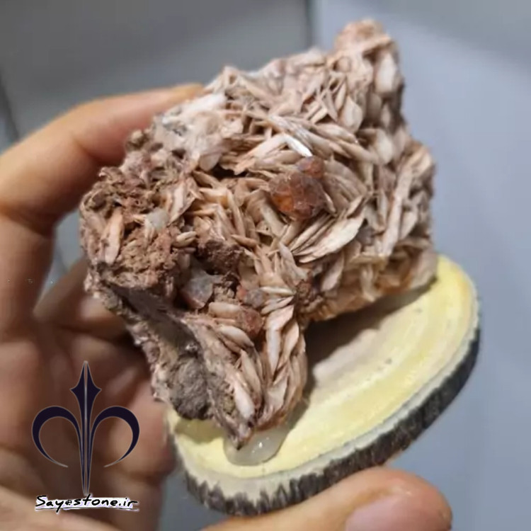 دکوری سنگ طبیعی