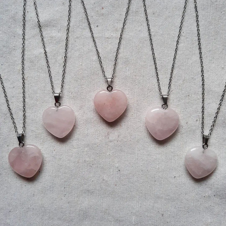 اویزگردنی سنگ رزکوارتز