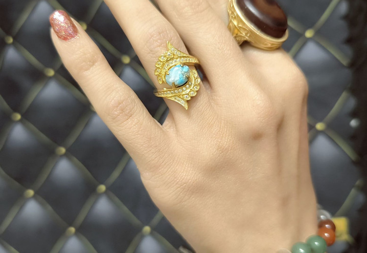 انگشترزنانه فیروزه نیشابوراصل