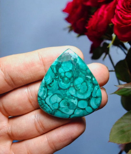 مشخصات قیمت وسفارش سنگ مالاکیت اصل