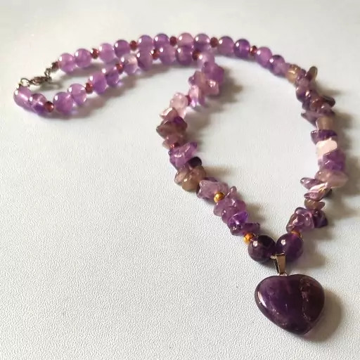 مشخصات وخرید گردنبندسنگ امیتیست