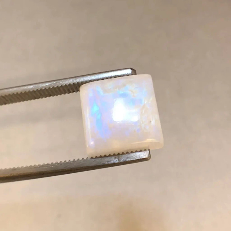 قیمت وخریدسنگ مون استون درجه یک