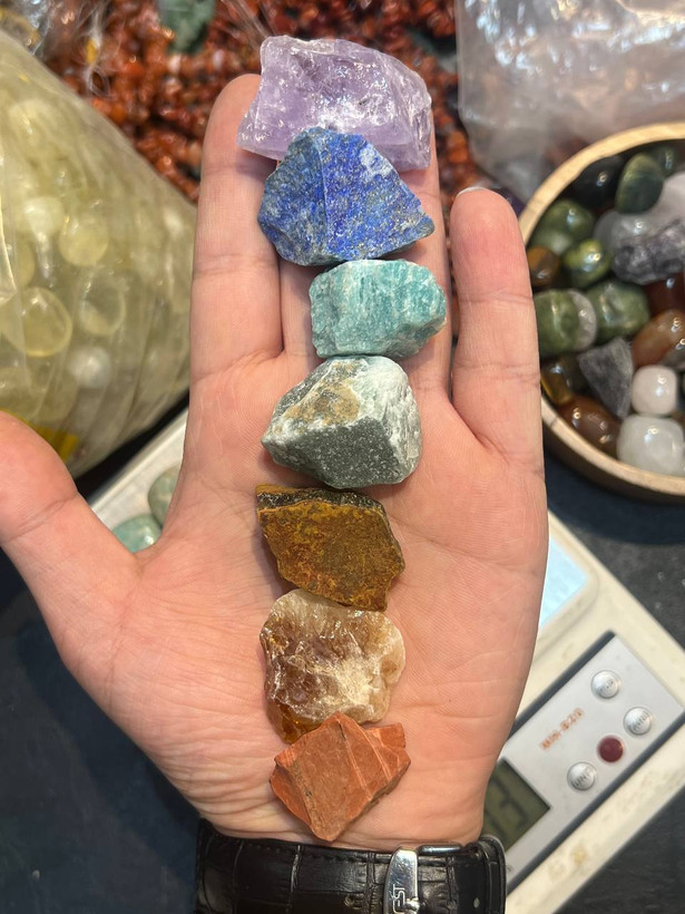 سنگهای هفت چاکرا