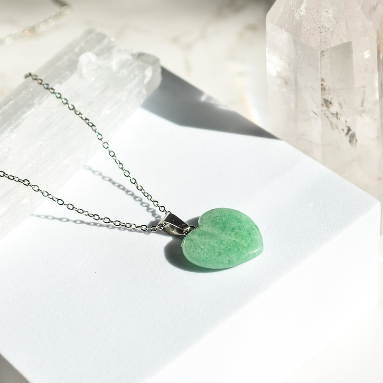 گردنبنداونتورین