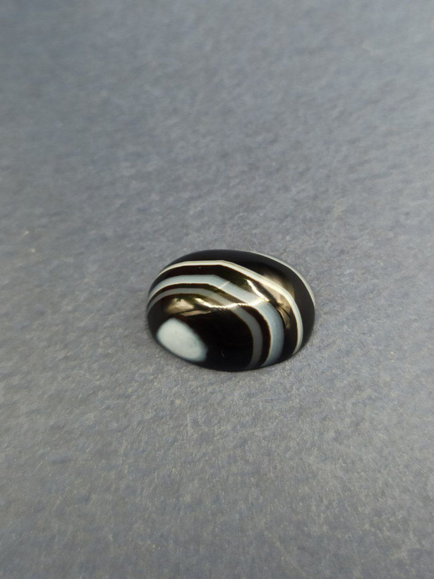 خواص سنگ عقیق سلیمانی