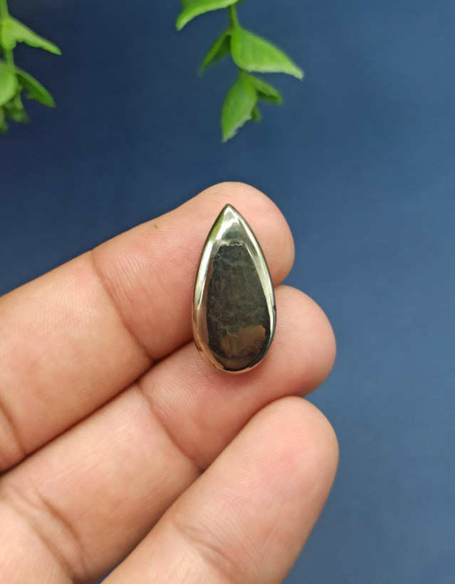 سنگ طلای ابلهان وخواص ان