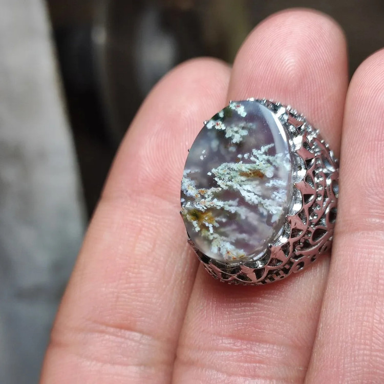 انگشترسنگ شجر