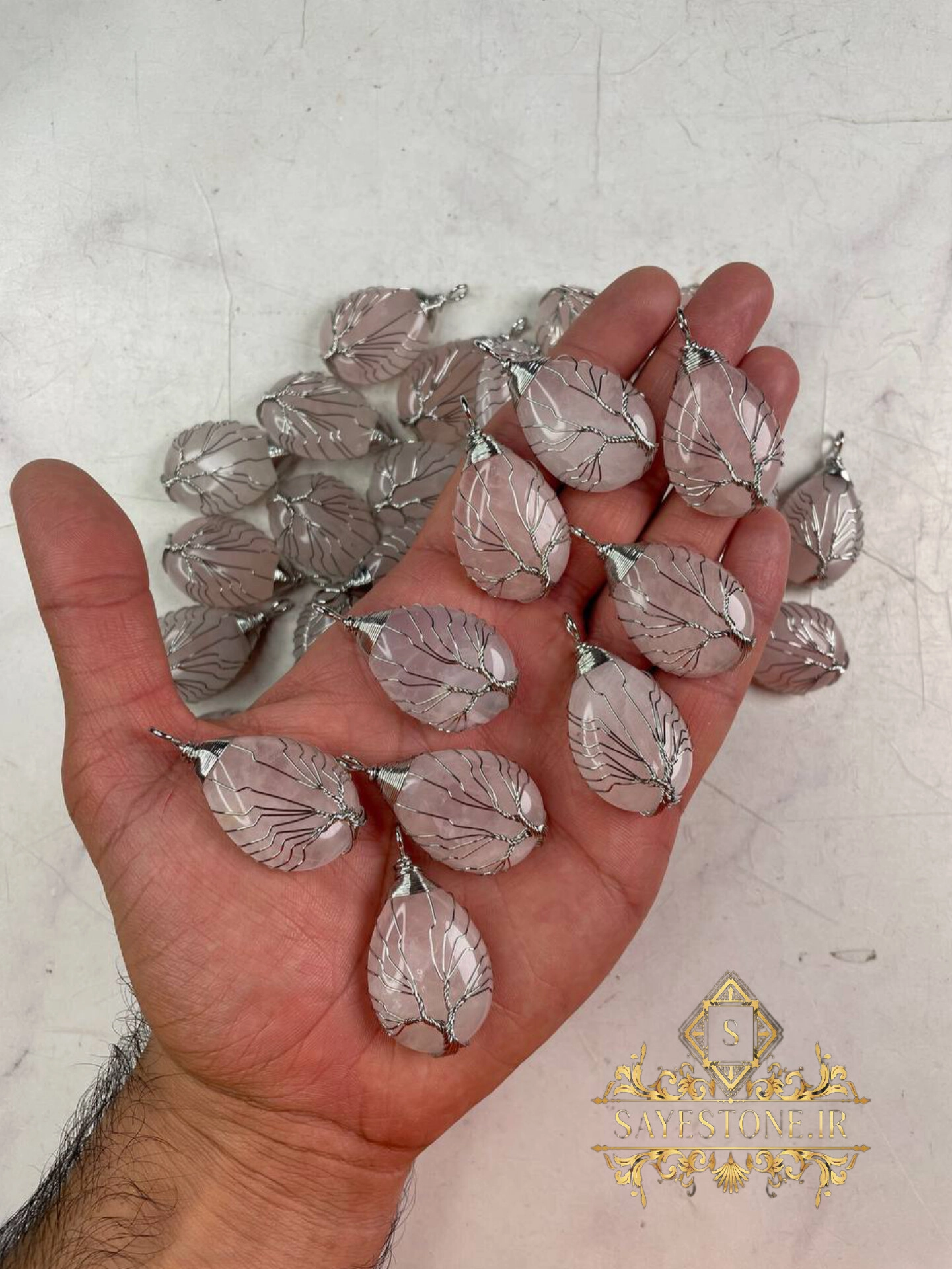 مشخصات قیمت وخریدگردنبندسنگ رزکوارتز