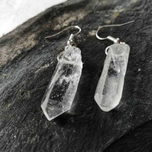 مشخصات قیمت وخریدگوشواره سنگ کریستال کوارتز