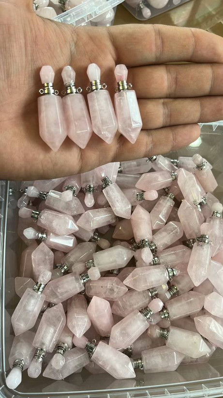 مشخصات قیمت وخریدجاعطری سنگ رزکوارتز