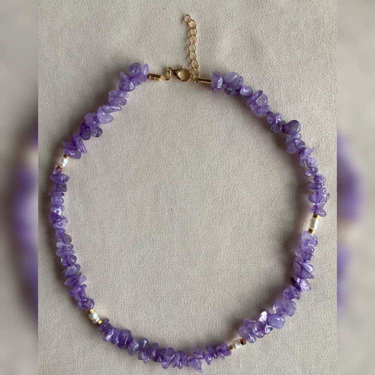 گردنبندامتیست