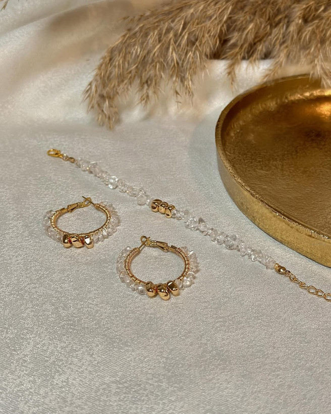 مشخصات قیمت وخریدنیم ست سنگ کریستال کوارتزشفاف