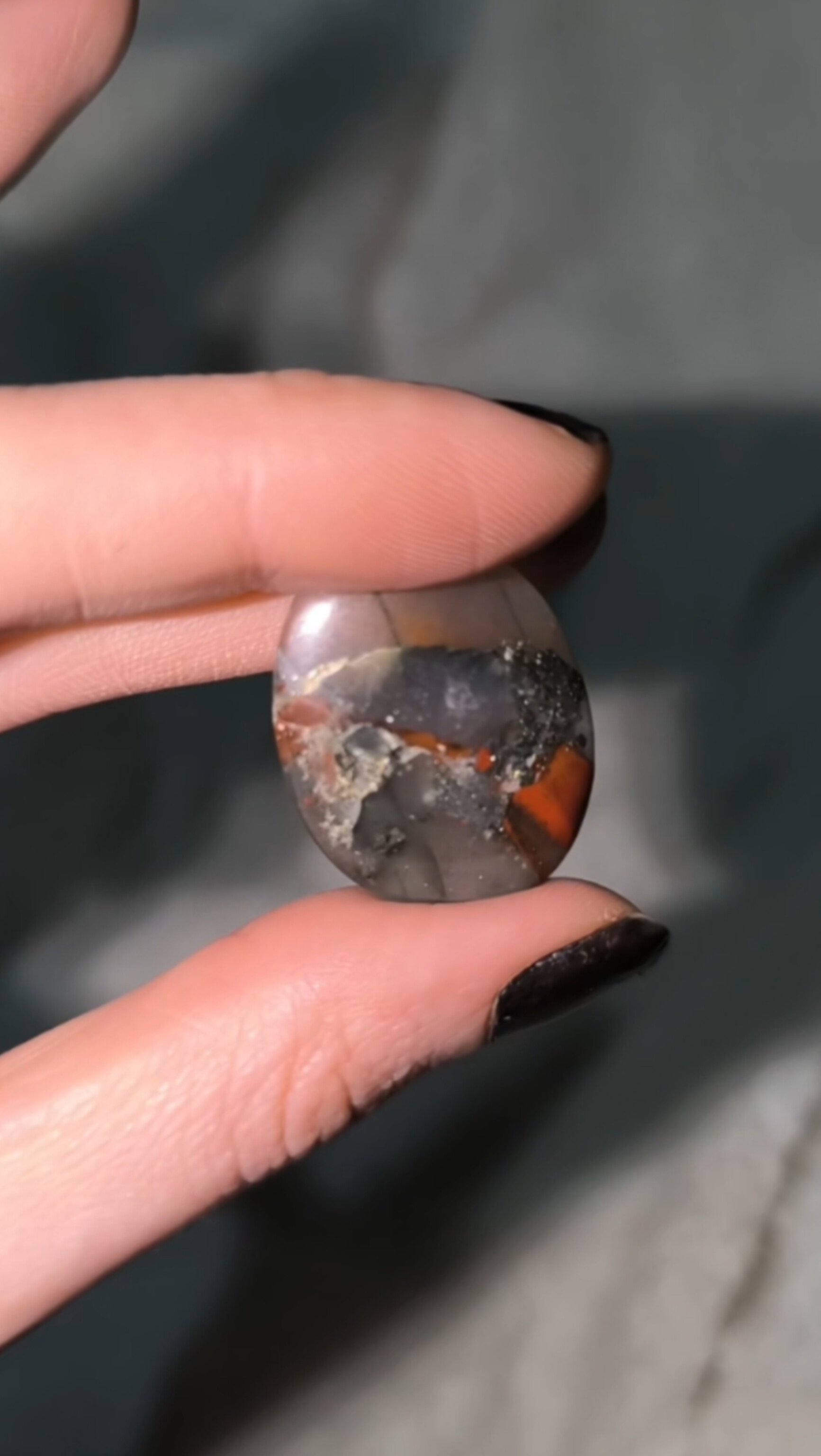 خواص سنگ خون