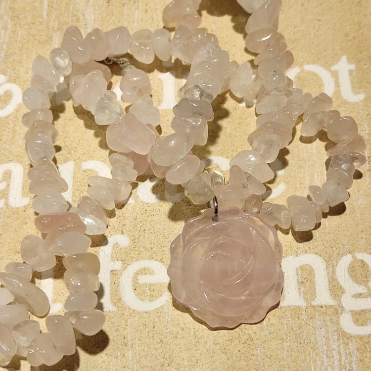 خریدگردنبندسنگ رزکوارتز