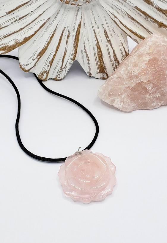 مدال گردنی سنگ رزکوارتز