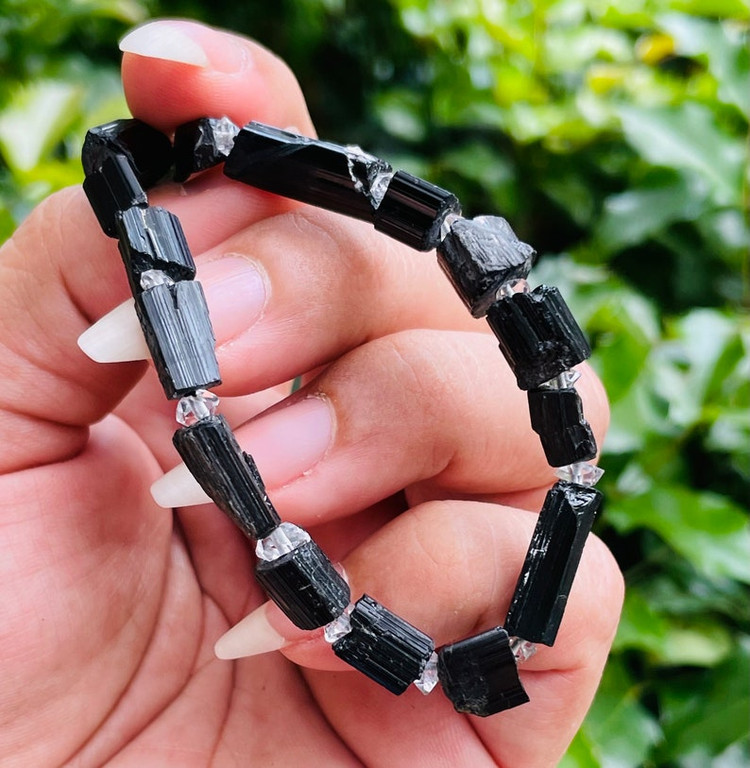 مشخصات قیمت وخریددستبندسنگ تورمالین سیاه