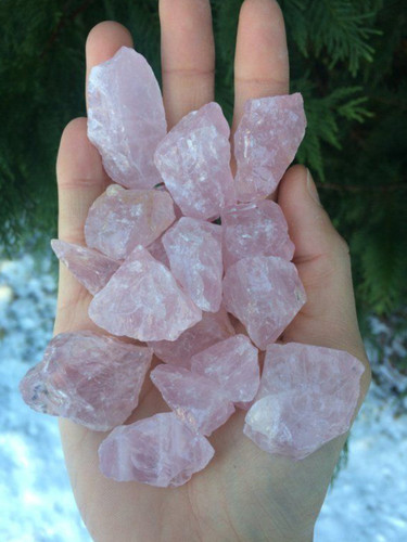 مشخصات قیمت وخرید سنگ رزکوارتز اصل ومعدنی سنگ عشق